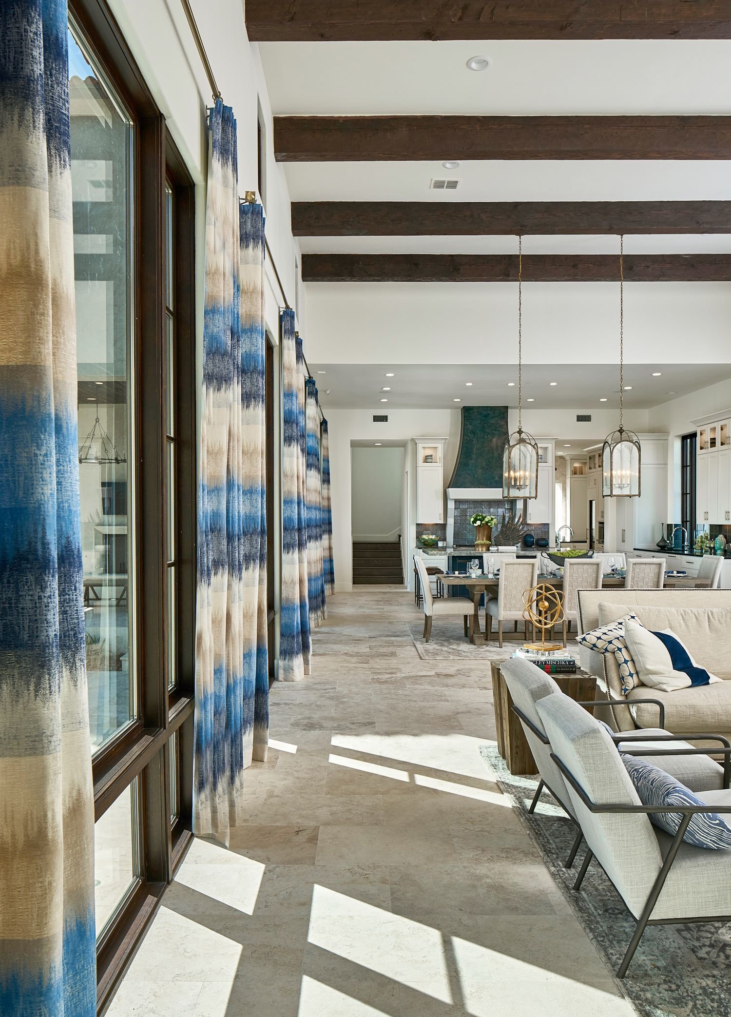 Bella Rose interior by Lori Caldwell Designs in Cresta Bella (view 14)