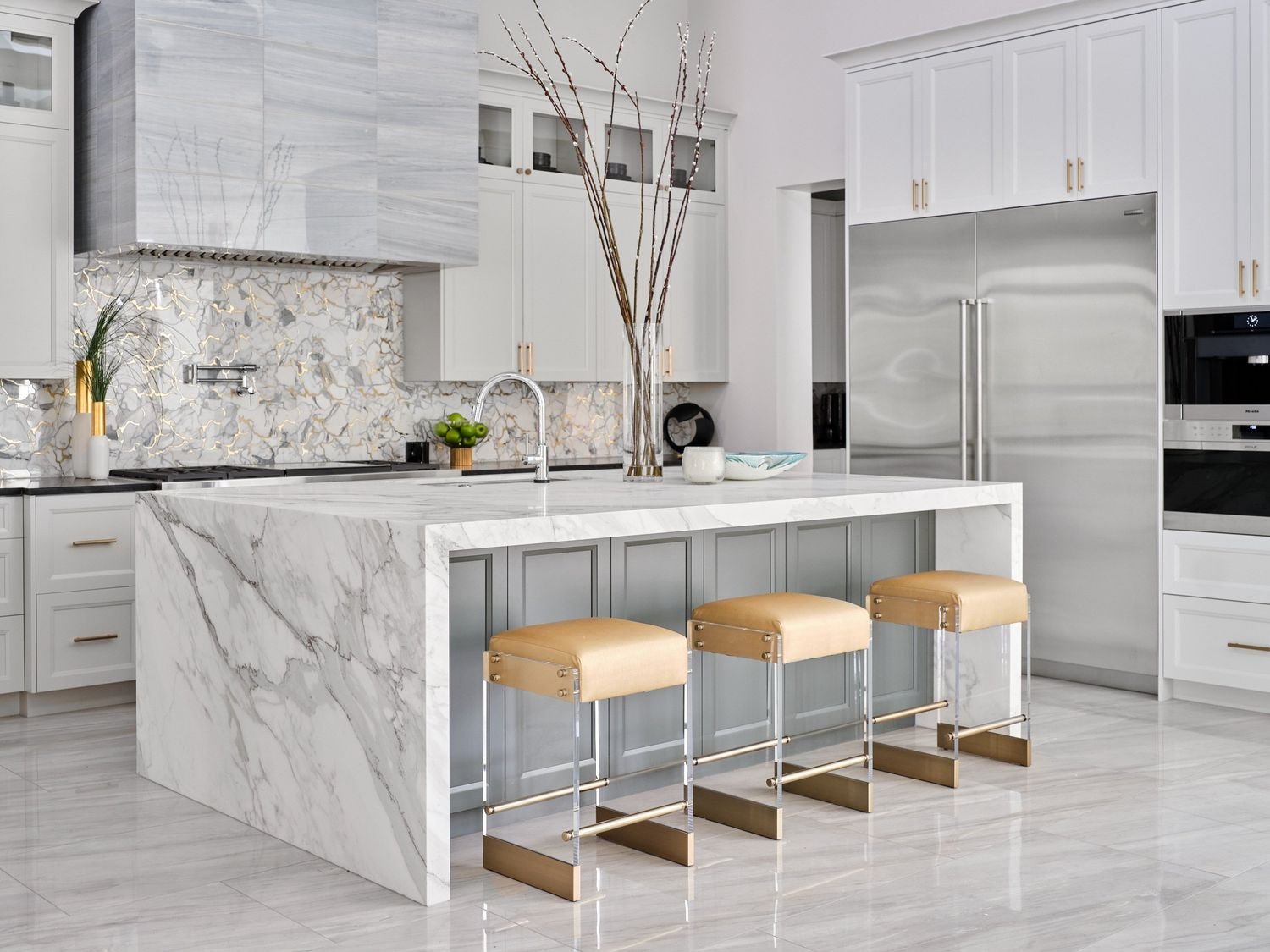 Bent Oak interior by Lori Caldwell Designs in San Antonio, Texas (view 14)