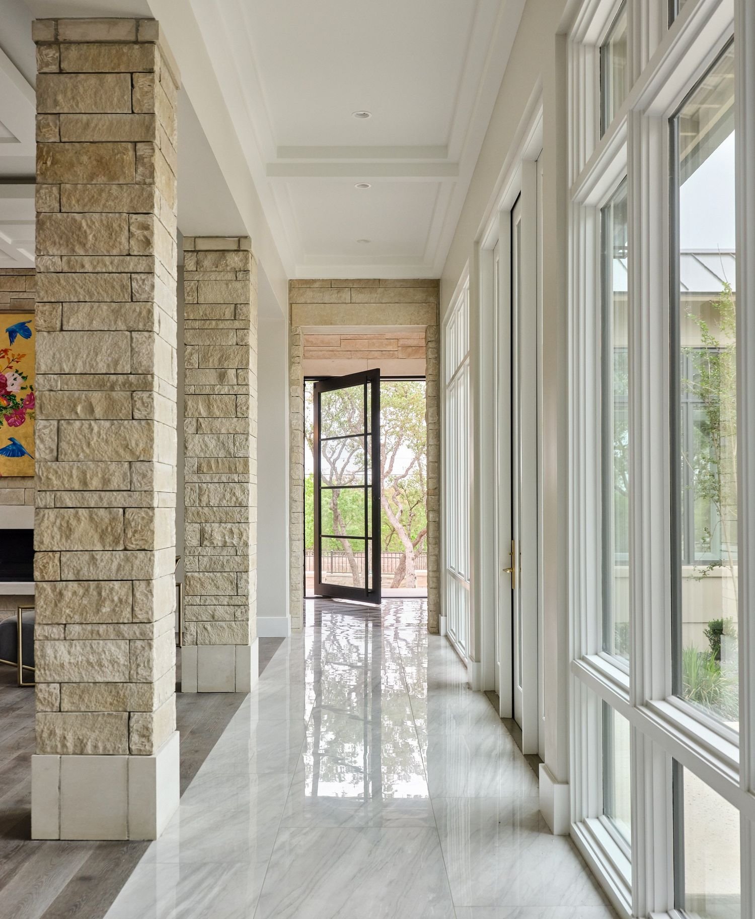 Bent Oak interior by Lori Caldwell Designs in San Antonio, Texas (view 18)