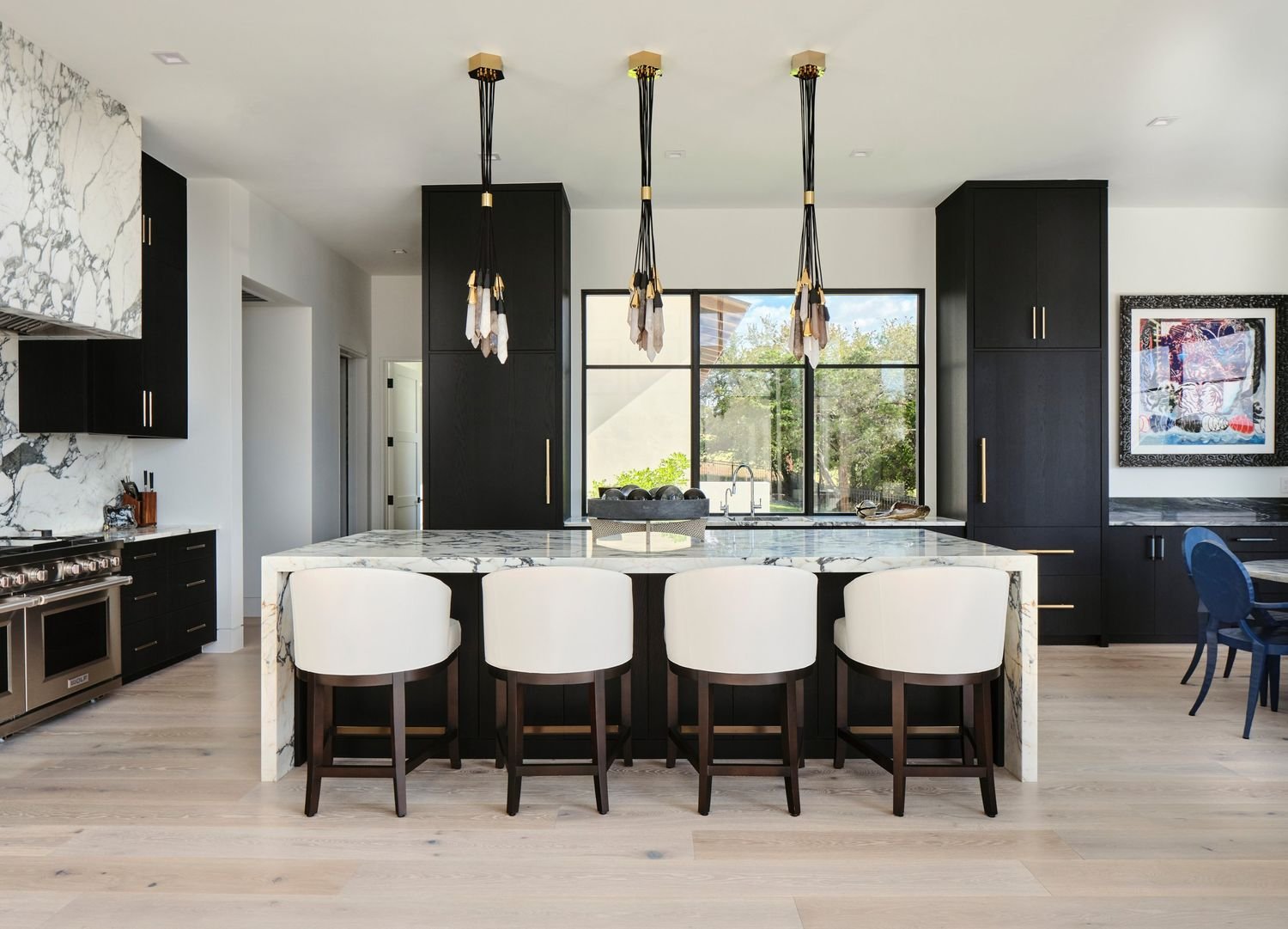 Cantera interior by Lori Caldwell Designs in San Antonio, Texas (view 2)