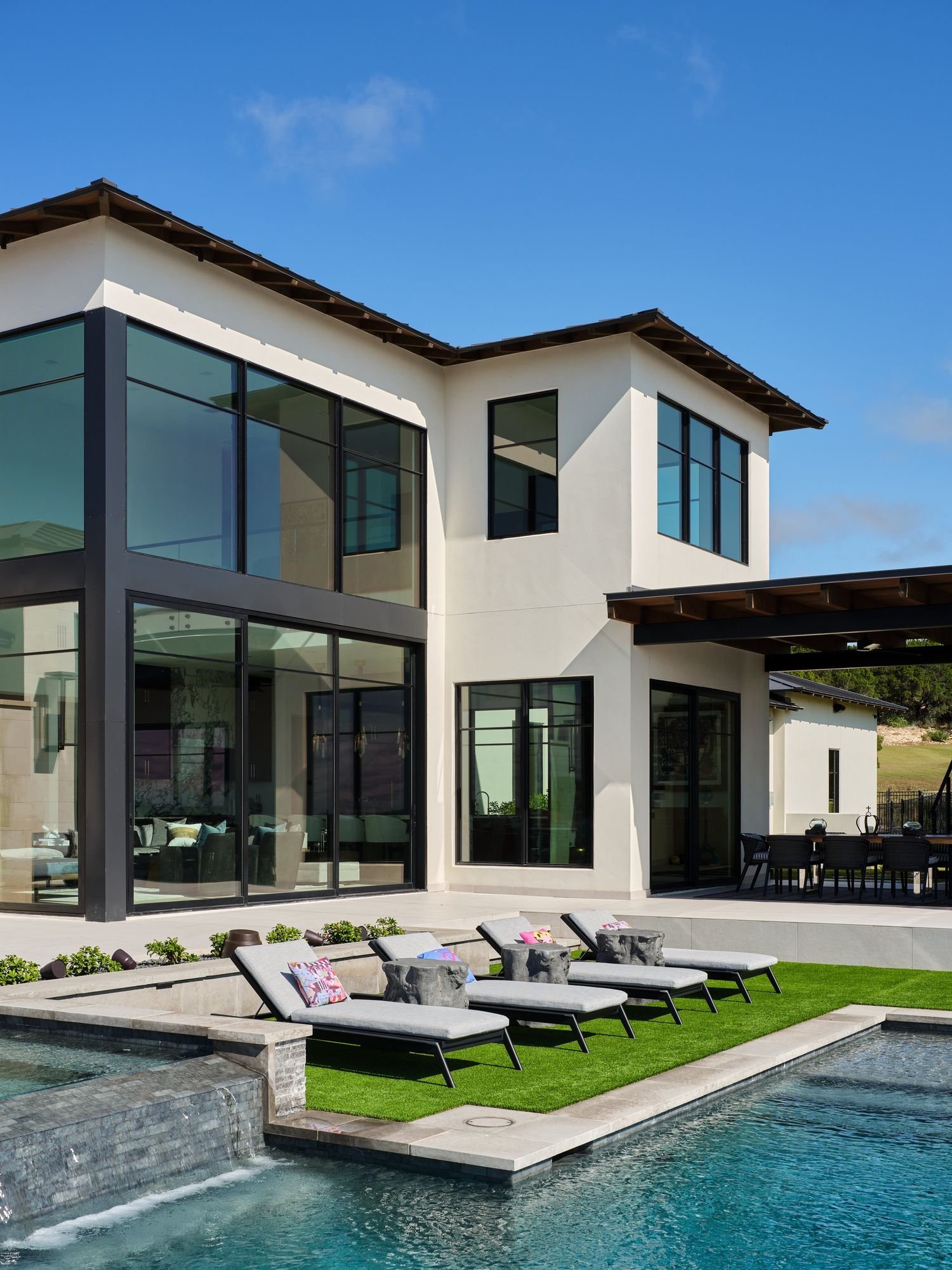 Cantera interior by Lori Caldwell Designs in San Antonio, Texas (view 6)