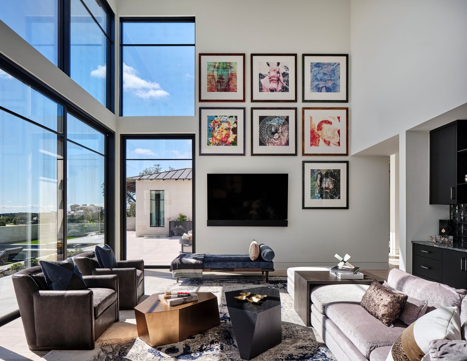 Cantera interior by Lori Caldwell Designs in San Antonio, Texas (view 9)