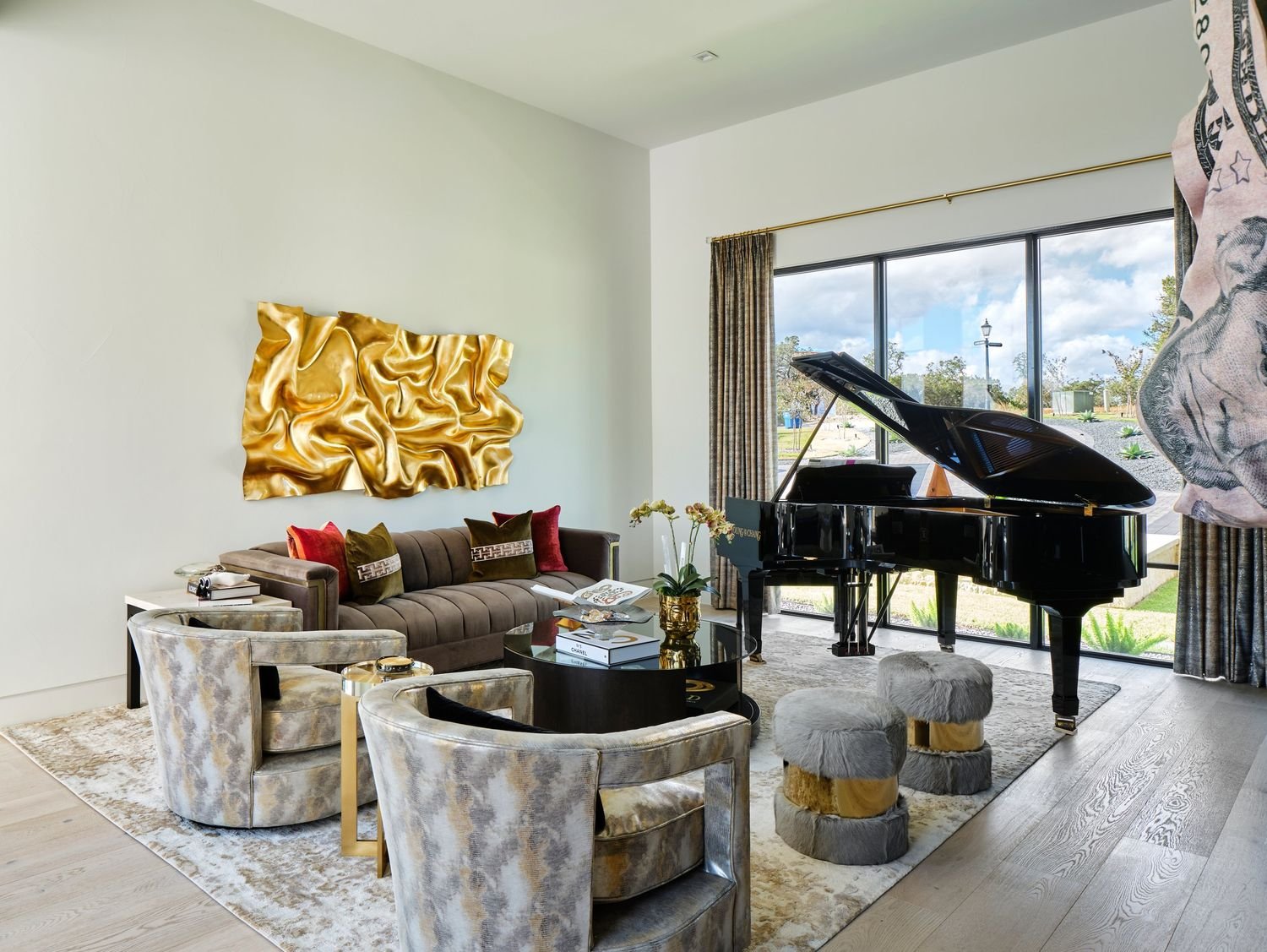 Cantera interior by Lori Caldwell Designs in San Antonio, Texas (view 28)