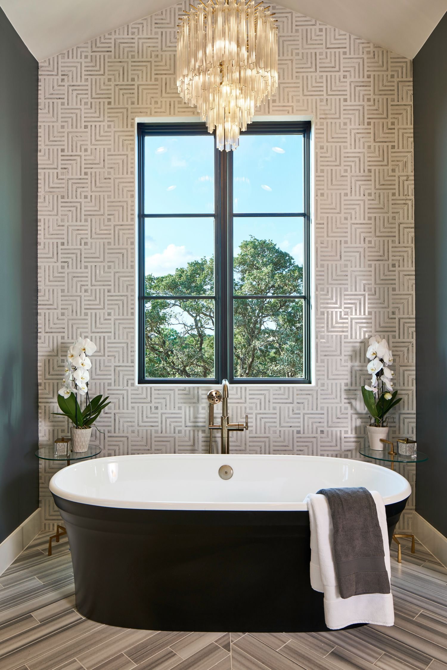Carter Canyon interior by Lori Caldwell Designs in San Antonio, Texas (view 6)