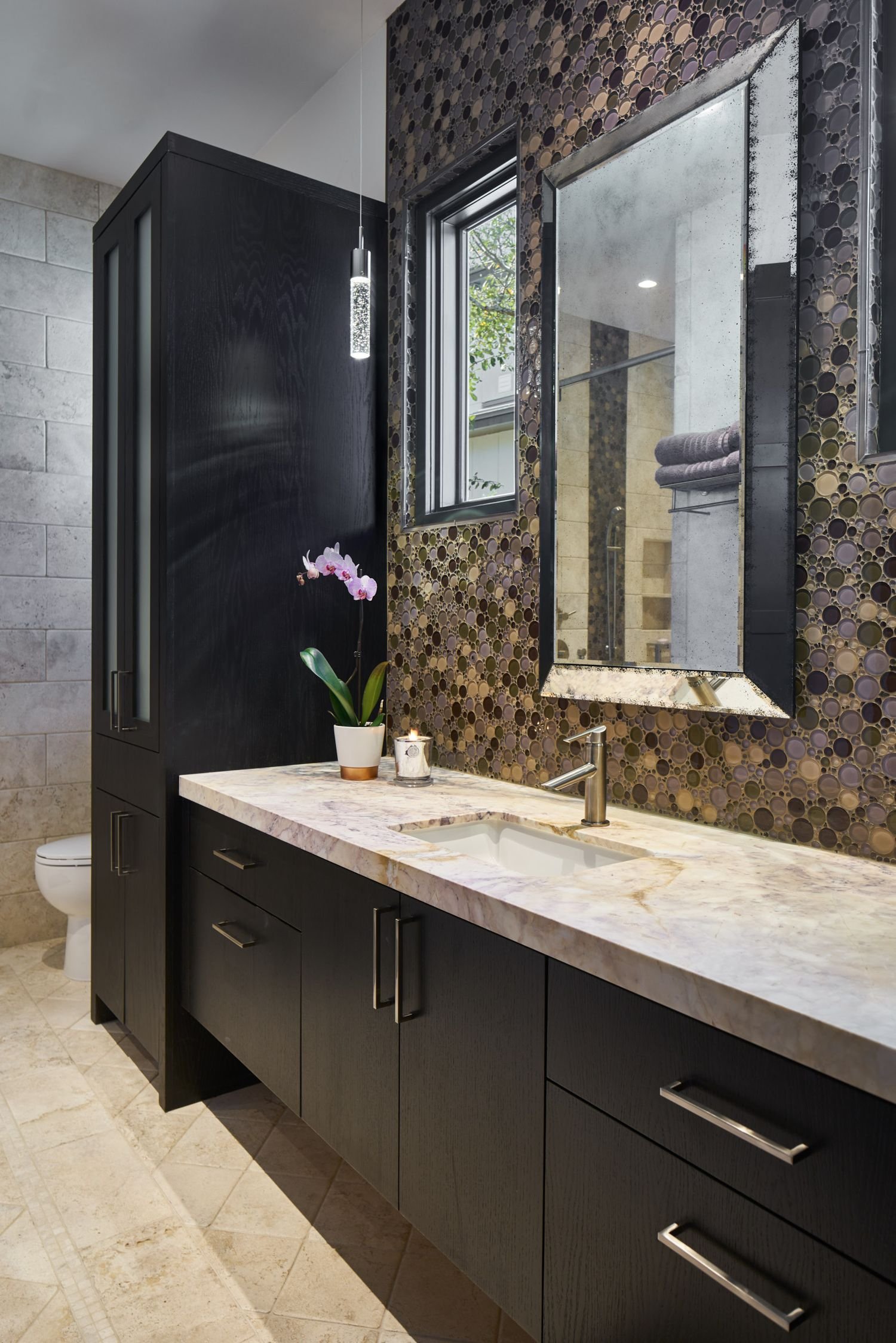 Cliff Line interior by Lori Caldwell Designs in The Dominion (view 9)