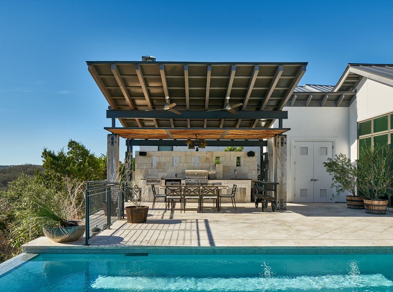Cliff Line interior by Lori Caldwell Designs in The Dominion (view 11)