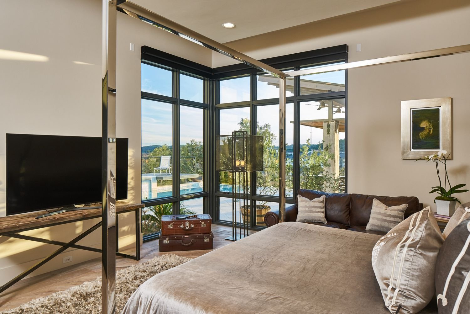 Cliff Line interior by Lori Caldwell Designs in The Dominion (view 15)