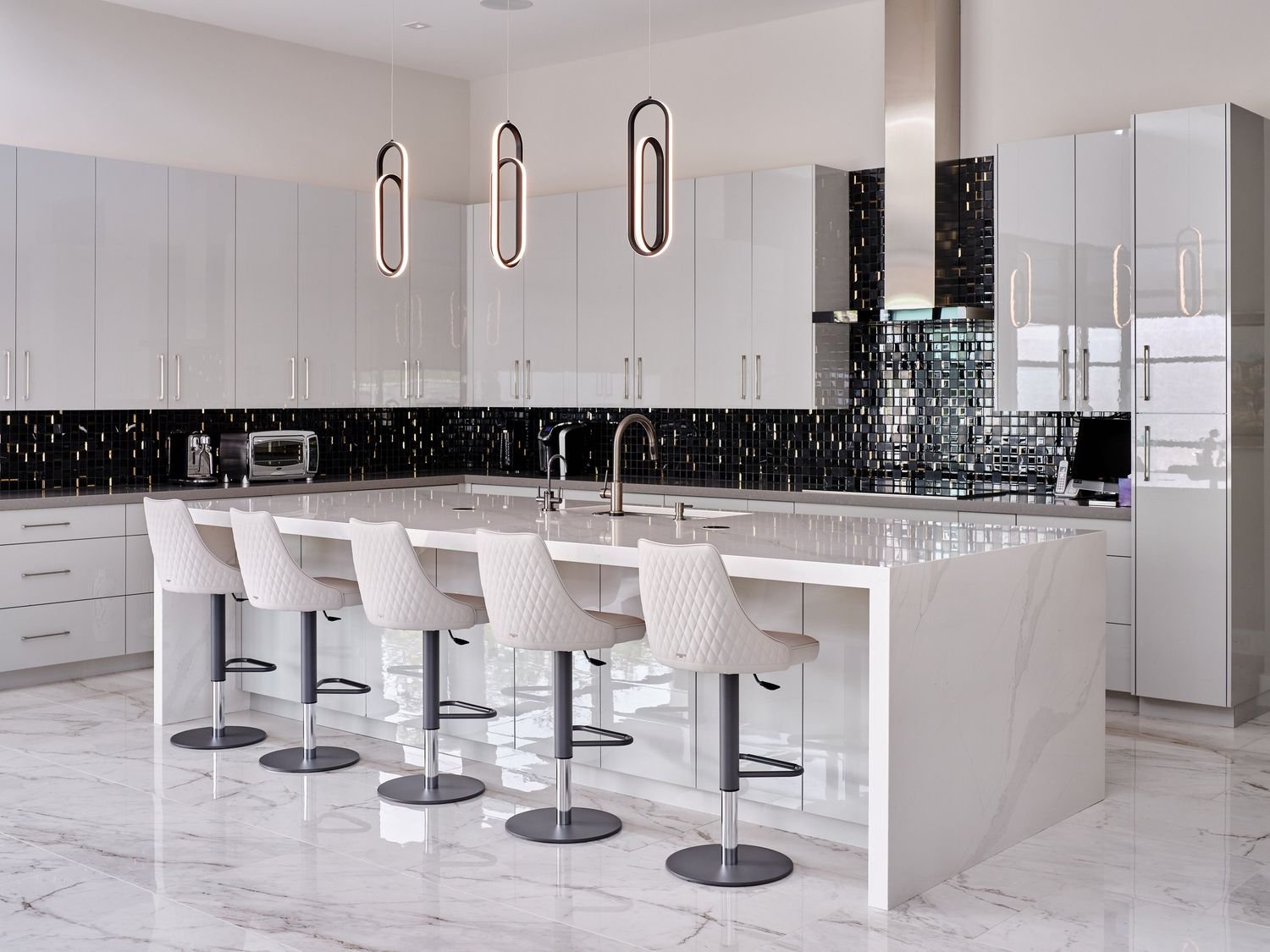 Regents II interior by Lori Caldwell Designs in San Antonio, Texas (view 4)