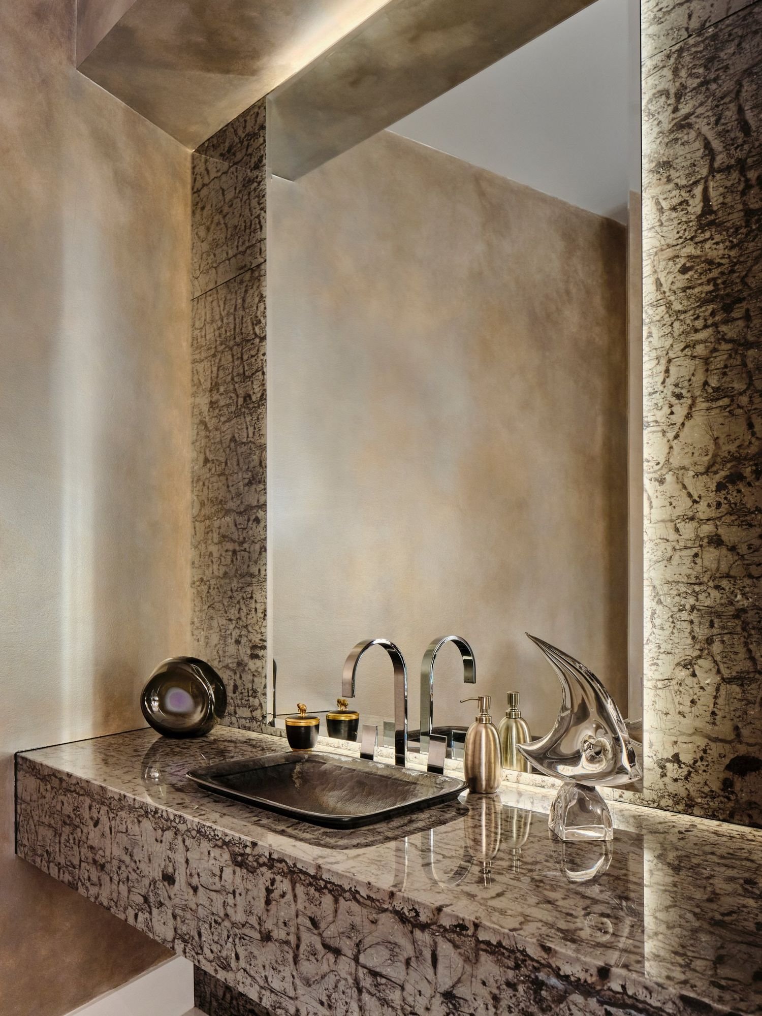 Regents interior by Lori Caldwell Designs in San Antonio, Texas (view 10)
