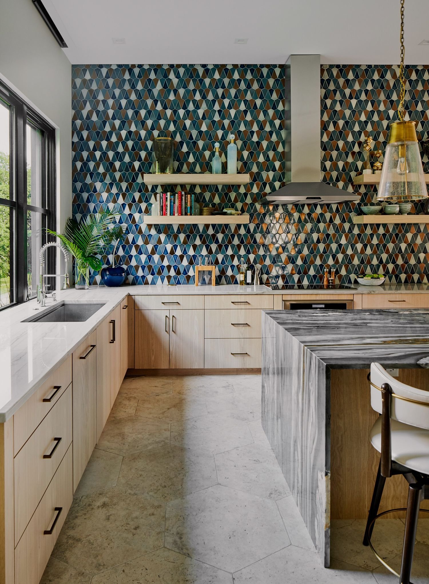 Umbria interior by Lori Caldwell Designs in San Antonio, Texas (view 4)