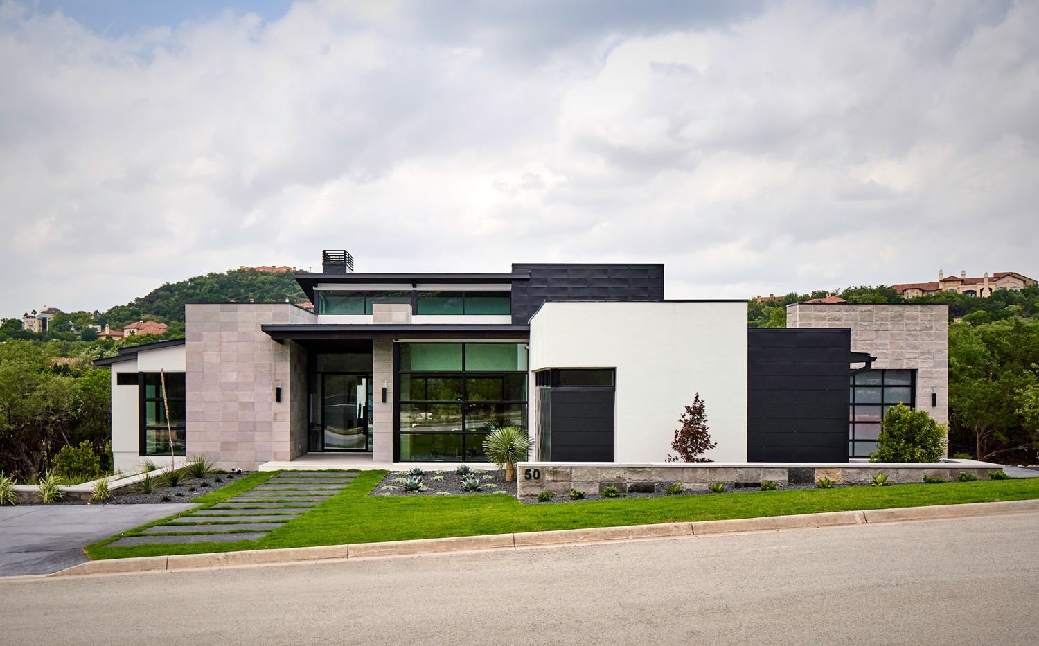 Via Aragon featured interior by Lori Caldwell Designs in San Antonio, Texas (view 1)